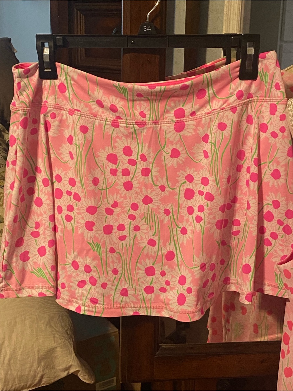 Lilly Pulitzer Conch Shell Pink Floral Skort, size Medium